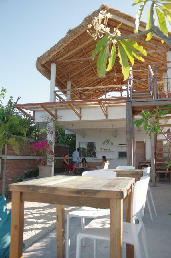 Charlies Shack Lombok Apartment Kuta  Exterior photo